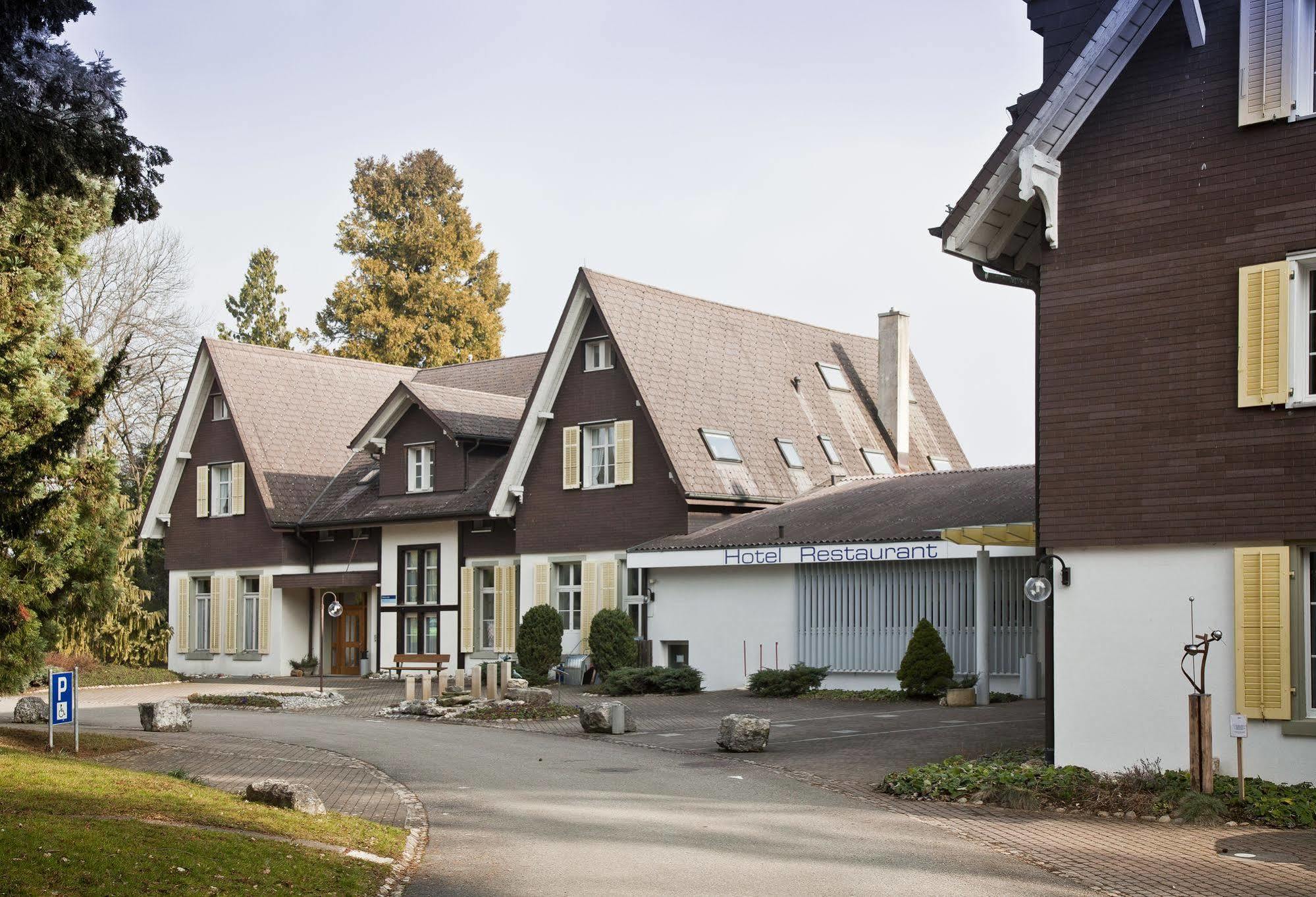 Bienenberg - Das Genusshotel Im Gruenen - Liestal Exterior photo